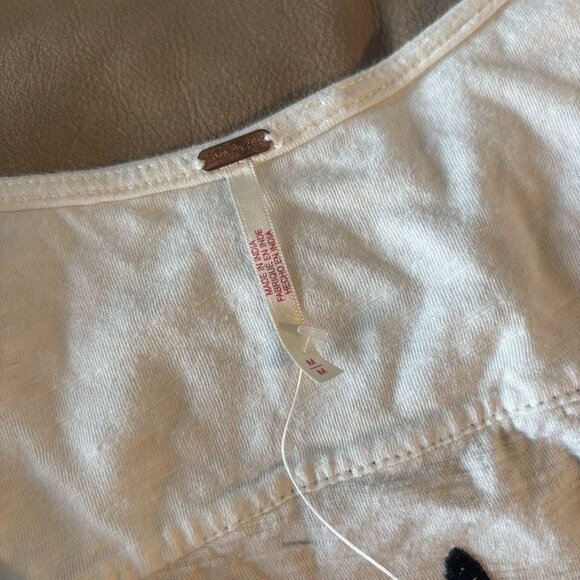 Free People Floral Embroidered Oversized Tunic Top Women’s Medium Boho Peasant - Picture 16 of 16